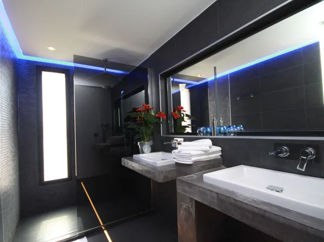 Parentale, Suite, Queen and Twin Beds, Private Bathroom, Nature Et Design 3/3
