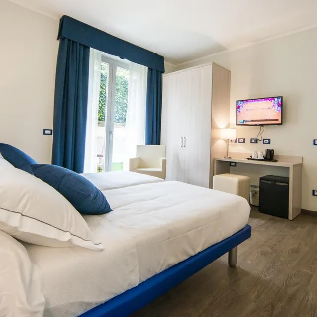 غرفة سوبيريور مفردة، HOTEL EDEN GARDA 2/4