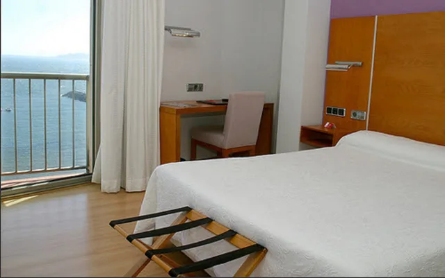 غرفة قياسية بسرير مزدوج، Hotel Faranda Marsol Candas, Ascend Hotel Collection 2/3