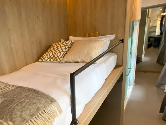 كابينة بسرير مزدوج، ST Signature Tanjong Pagar 6/9