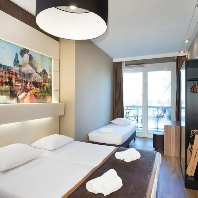 غرفة ثلاثية بسرير فردي، Hotel Mosaic 1/9