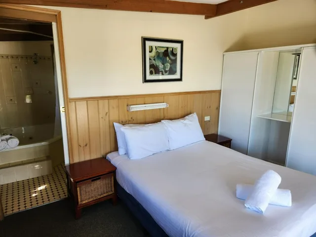 فيلا بسرير بطابقين وسريرين كوين بإطلالة على البحر بـ3 غرف نوم، Coachhouse Marina Resort 3/9