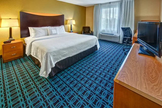 غرفة بسرير كينج، Fairfield Inn Suites By Marriott Naples 1/2