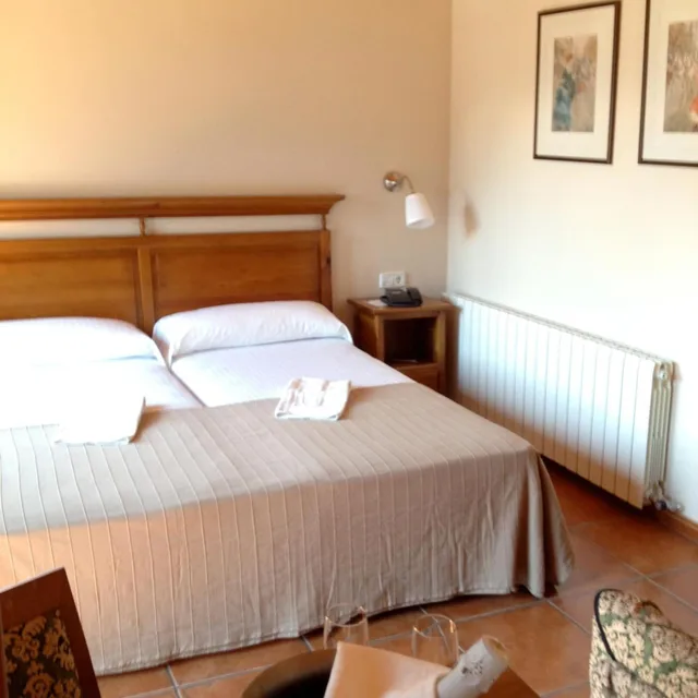 Room, Triple, Single Bed, Xalet Verdu 1/10