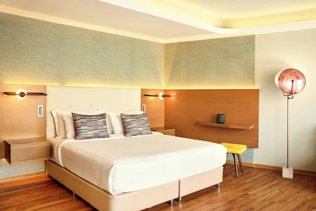 جناح تنفيذي بسرير كينج بإطلالة على المدينة، Zeus Essence Wyndham Athens Residence 2/10