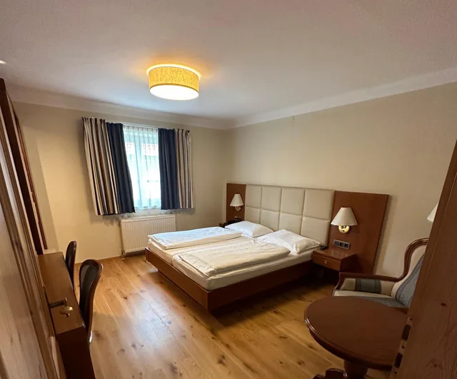 جناح بغرفتي نوم، Das Grune Hotel Zur Post - 100 Bio 1/10