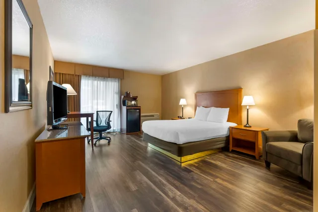 غرفة بسرير كوين، Best Western Plus Placerville Inn 2/5