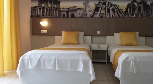غرفة قياسية بسريرين منفصلين بإطلالة على الحديقة، Blue Nest Hotel 3/3