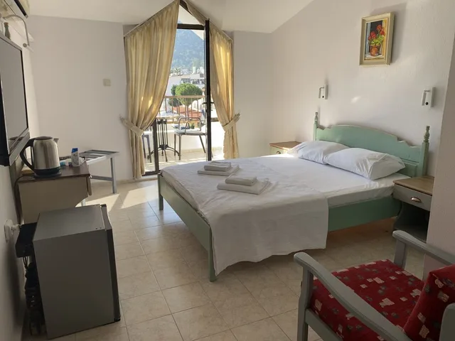 Standard, Twin Beds, Beach Front, Mountain View، Diplomat Hotel 4/6