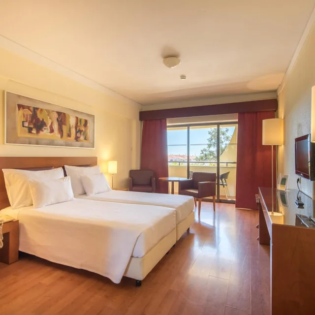 2 Bedrooms, Suite, Vila Gale Cerro Alagoa 2/8