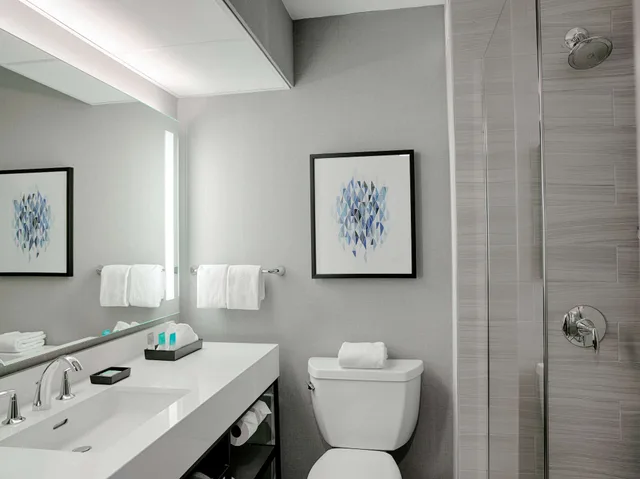 Vip, Suite, 2 Double Beds، Hyatt Regency Louisville 7/7