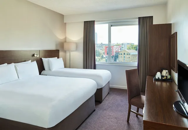 غرفة سوبيريور بسريرين منفصلين، Leonardo Hotel Bradford 2/6