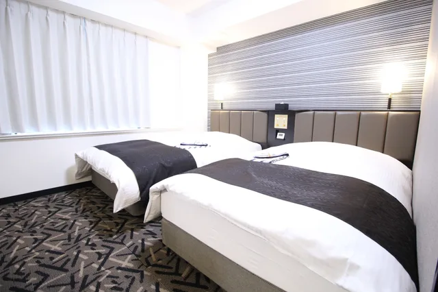 غرفة بسريرين منفصلين، Apa Hotel Hikone Minami 1/2