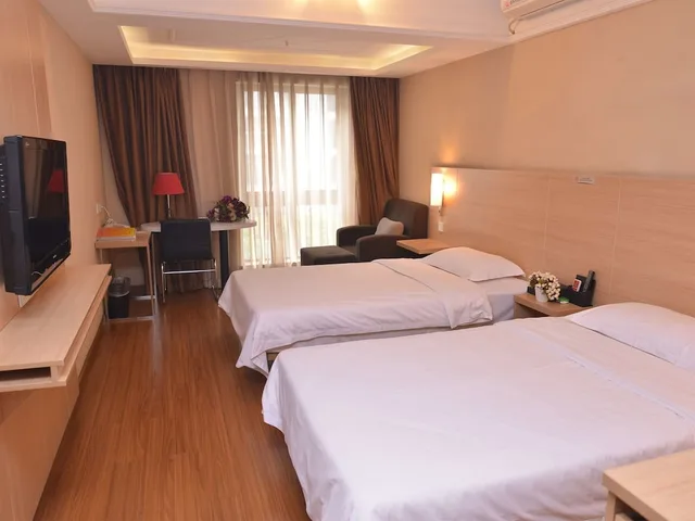 Yibis Hotel (Chongqing Ranjiaba Subway Station)، تشونغتشينغ 9/23