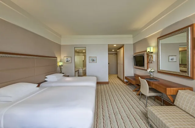 غرفة عائلية بسرير كينج بإطلالة على الحديقة، Hilton Dalaman Sarigerme Resort & Golf 4/10