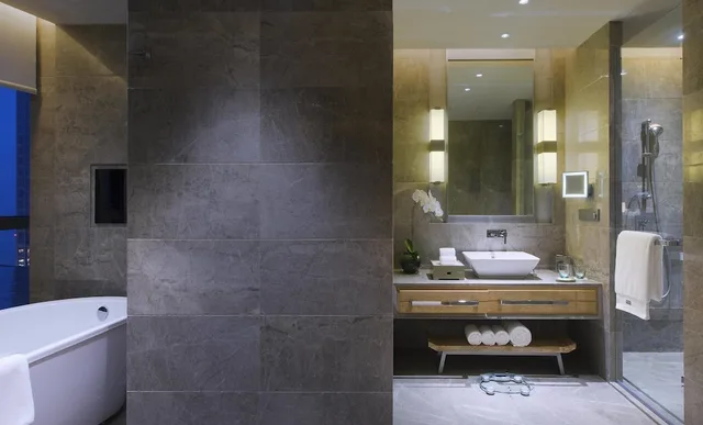 1 Bedroom, Executive, Suite, The Westin Chongqing Liberation Square 4/7