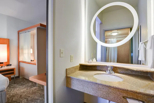 استوديو بسرير كينج مع أريكة لذوي الإعاقة، Springhill Suites Shreveport-Bossier City/Louisiana Downs 6/7