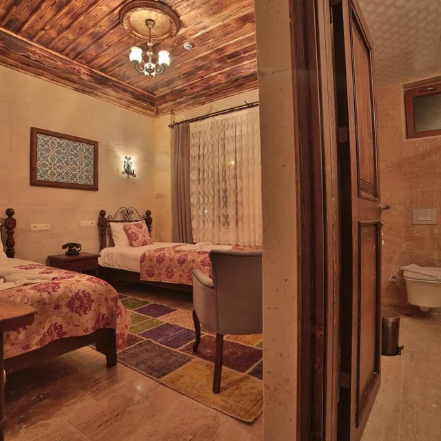غرفة قياسية بسريرين منفصلين، Caravanserai Inn Hotel 4/6