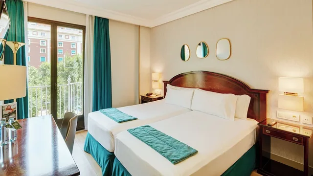 Classic, Twin Beds, Exterior View, Sercotel Gran Hotel Conde Duque 2/7