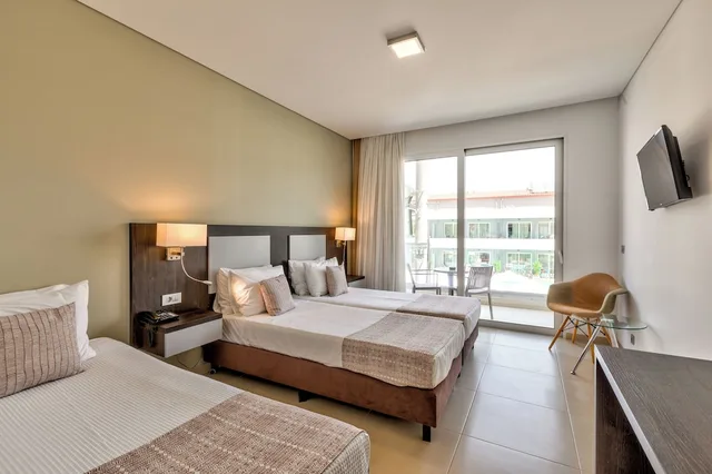 Superior, Triple, 1 Double and 1 Single Bed, Land View، White Olive Premium Laganas 3/7