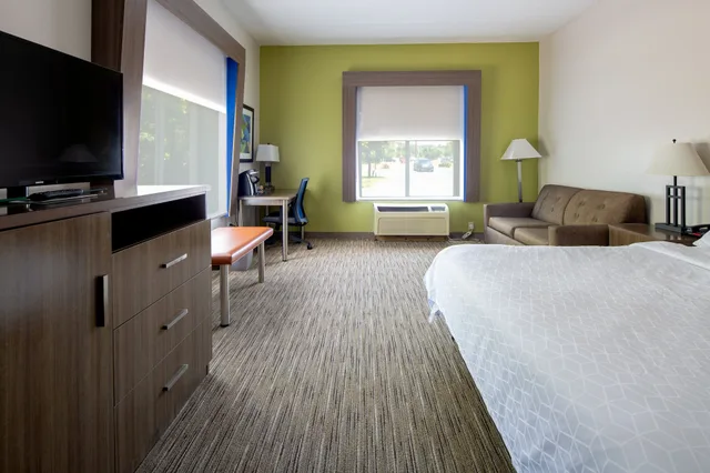 غرفة قياسية بسرير كينج، Holiday Inn Express Hotel And Suites Chattanooga At Lookout Mtn Tn 10/10