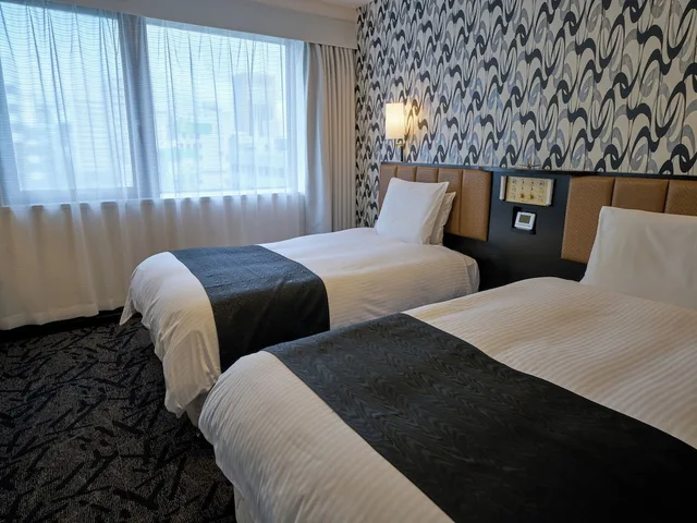 غرفة بسريرين منفصلين بغرفتي نوم للمدخنين، Apa Hotel Okayamaeki Higashiguchi 2/6