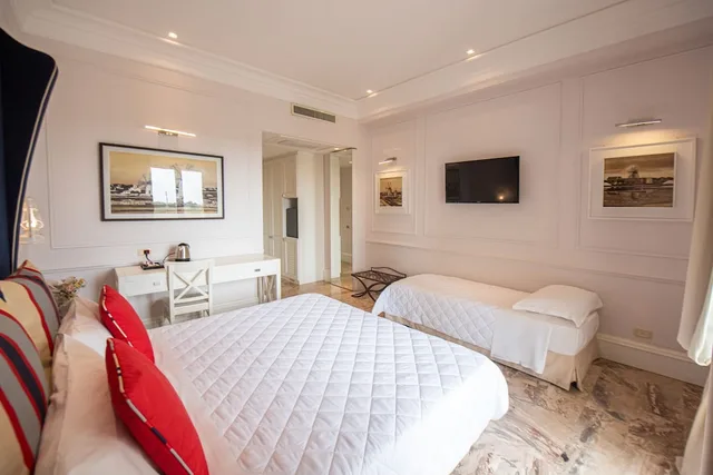 Deluxe, Triple, 1 Double and 1 Single Bed, Baglio Basile 4/9