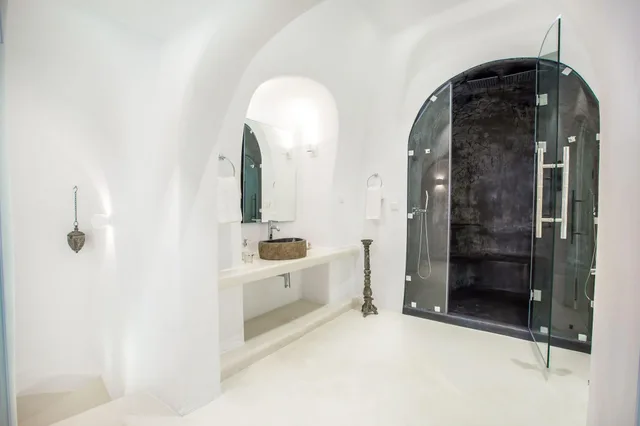 Grand, Villa, Jetted Tub, Dana Villas and Infinity Suites 7/7