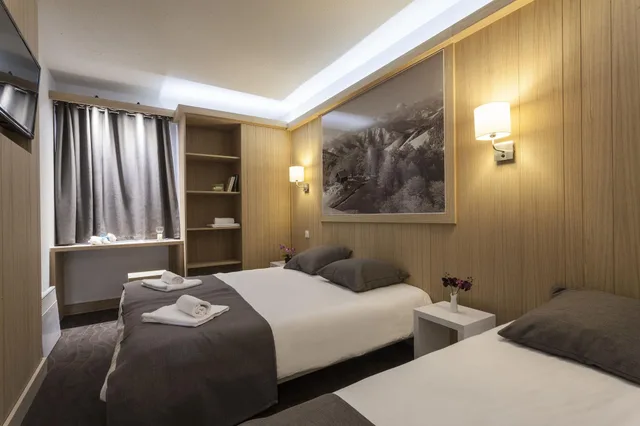 Room, Triple, Club Mmv Val Thorens - Les Arolles 2/4