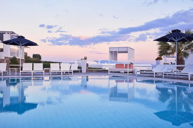 جناح ديلوكس بحوض جاكوزي، Archipelagos Hotel 1/3
