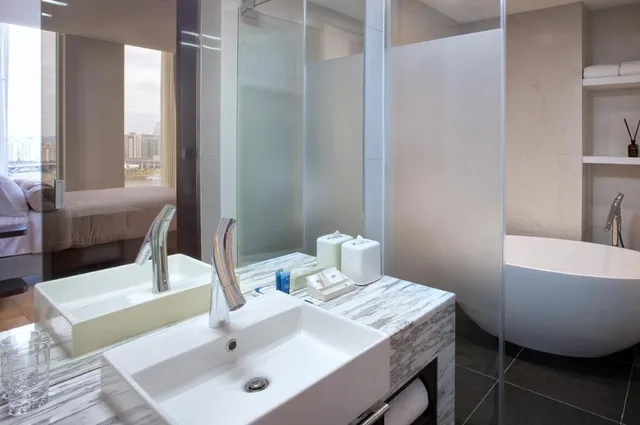 1 Bedroom, Aloft, River, Executive, Suite, King Bed, River View, Balcony، Aloft Gangnam Seoul 5/5