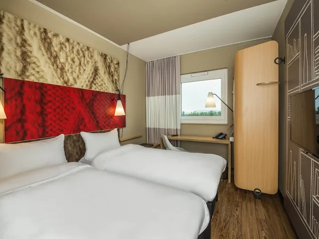 غرفة بسريرين منفصلين، Ibis Muenchen Airport Sued 1/6