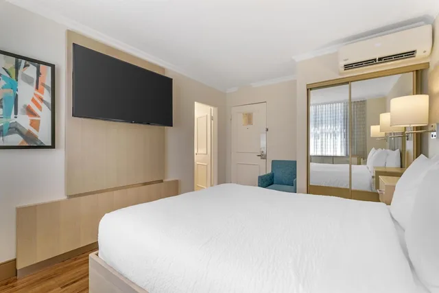 غرفة قياسية بسرير كوين، Best Western Dorchester Hotel 3/8
