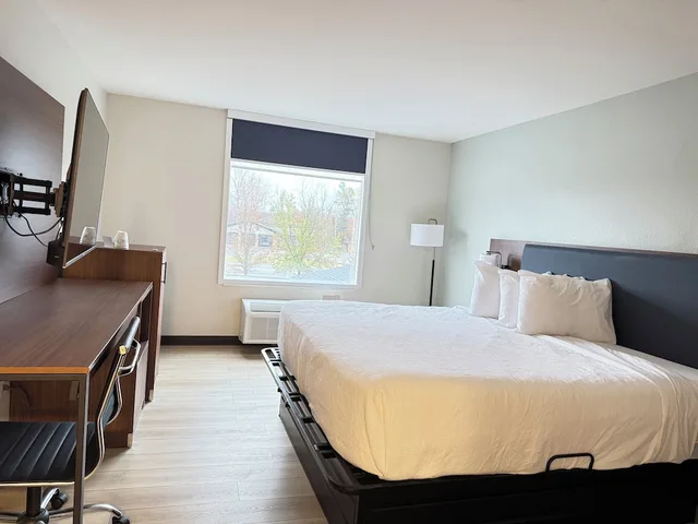 غرفة بسرير كينج، Wingate by Wyndham Dublin Near Claytor Lake State Park 2/7
