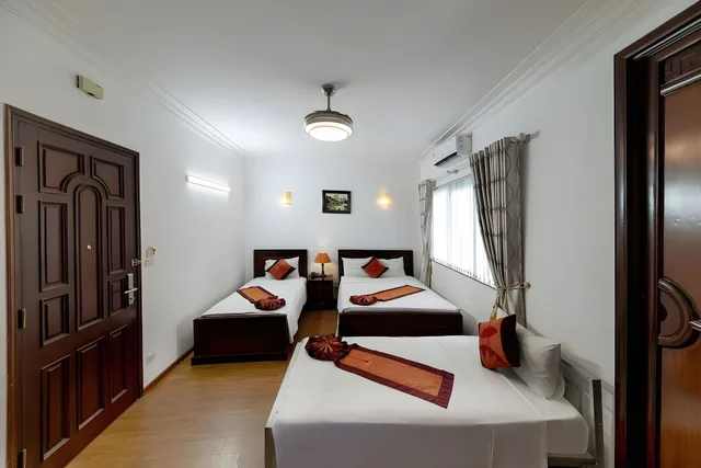غرفة سوبيريور بسرير مزدوج، Phoenix Legend Hotel 2/2