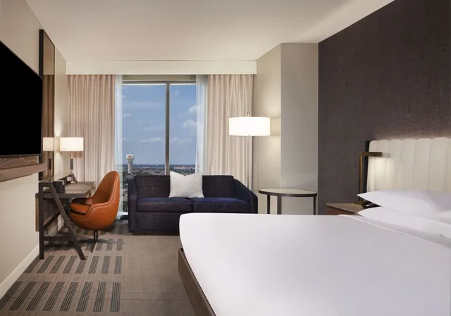 غرفة بسرير كينج لذوي الإعاقة، Hyatt Regency Frisco Dallas 2/5