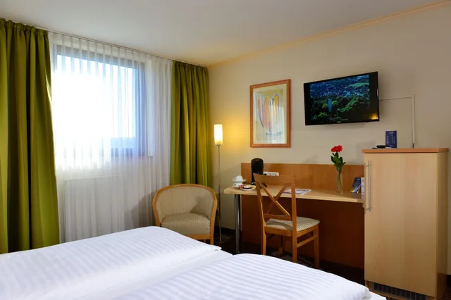 غرفة بزنس بسرير مزدوج، Plaza Inn Leonberg 2/3