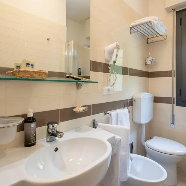 غرفة قياسية بشرفة، Aparthotel Olimpia 6/10
