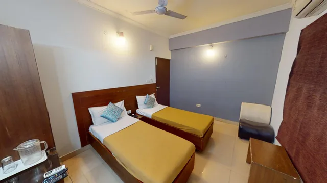غرفة تنفيذية بسريرين منفصلين، Mount Residency 1/1