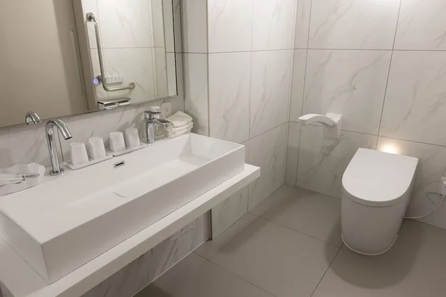 Superior, Twin Beds, 2 Trundle Beds، Rose Garden Hotel Shinjuku 2/3