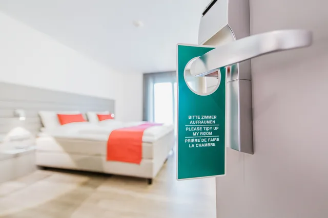 غرفة بسرير كينج، Schlosshotel Monrepos 2/4