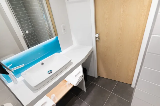 Standard, Queen Bed, Middle Floor، HOLIDAY INN EXPRESS ARRAS 6/10