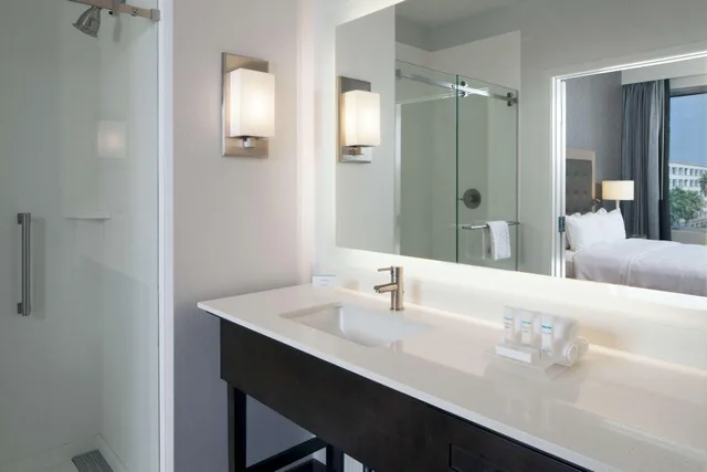 استوديو بسرير كينج، Homewood Suites by Hilton Los Angeles International Airport 2/2