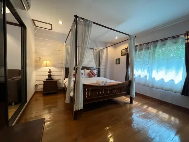غرفة كبيرة بسرير مزدوج، Pha Thai House 4/5