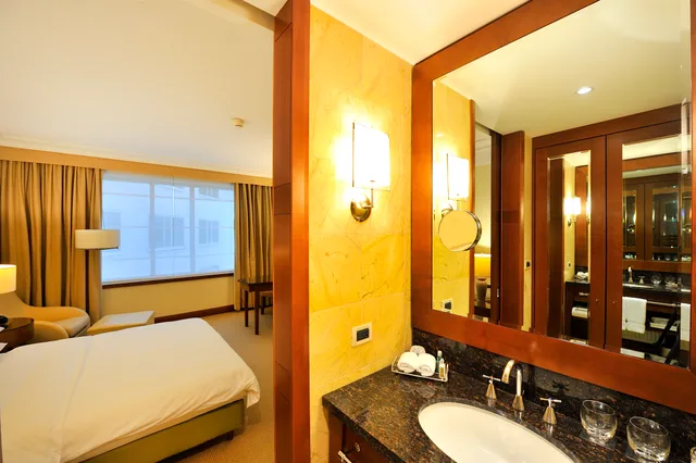 غرفة قياسية مفردة بسرير مزدوج، Regent Warsaw Hotel 2/2