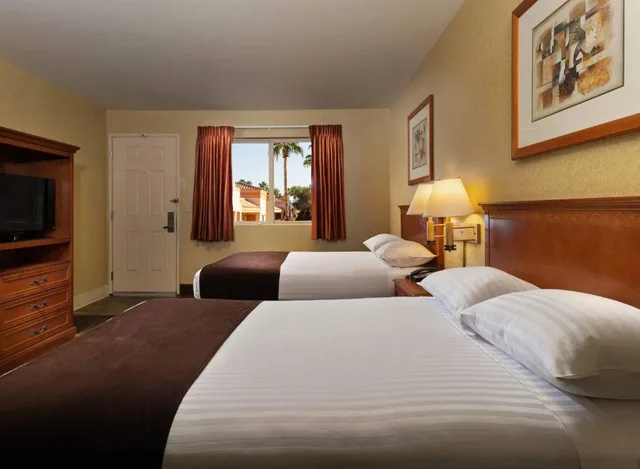 Room, 2 Beds, Arizona Charlies Boulder 1/4