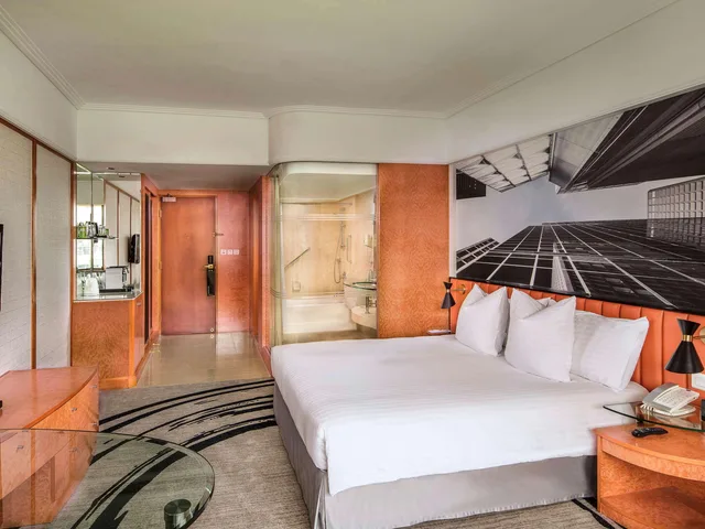 غرفة ديلوكس بسرير كوين، The Park Lane Hong Kong, Autograph Collection 2/2