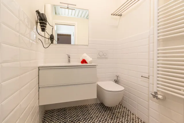 City, Apartment, Double Bed, Ground Floor، Alessia s Building- Affori FN 10/10