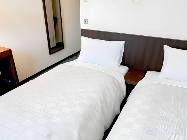 Compact, 2 Double Beds، Quintessa Hotel Kokura Comic & Books 1/1