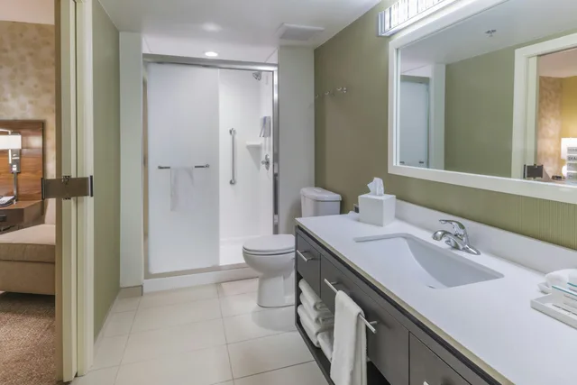 جناح بسرير كوين بغرفة نوم واحدة، Home2 Suites Kansas City Downtown 2/2